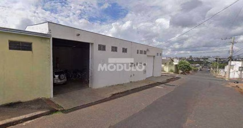 Barracão comercial para locação bairro Pampulha
