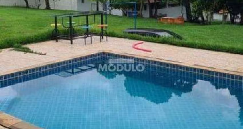 CHÁCARA à venda, 4 quartos, 2 suítes, 8 vagas, Brasil - Uberlândia/MG