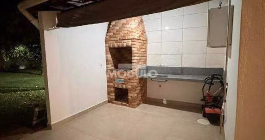 CASA RESIDENCIAL à venda, 3 quartos, 1 suíte, 4 vagas, Santa Mônica - Uberlândia/MG