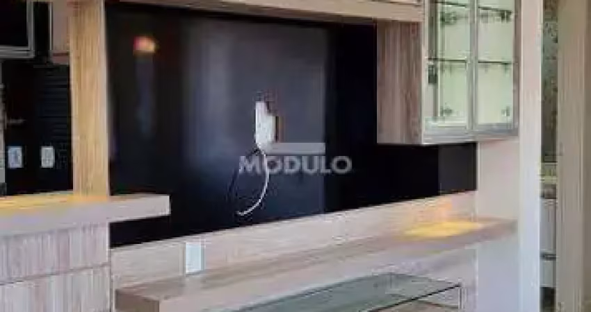Apartamento à venda, 3 quartos, 1 suíte, 2 vagas, santa mônica - uberlândia/mg