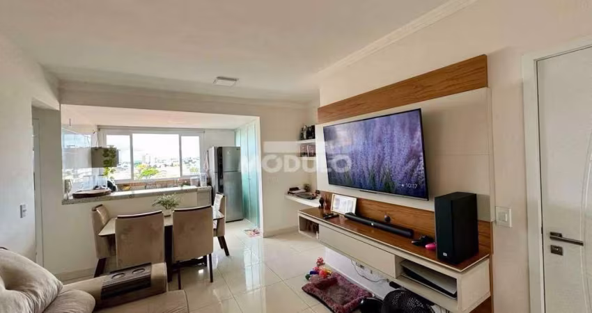 APARTAMENTO à venda, 2 quartos, 1 suíte, 2 vagas, Pampulha - Uberlândia/MG