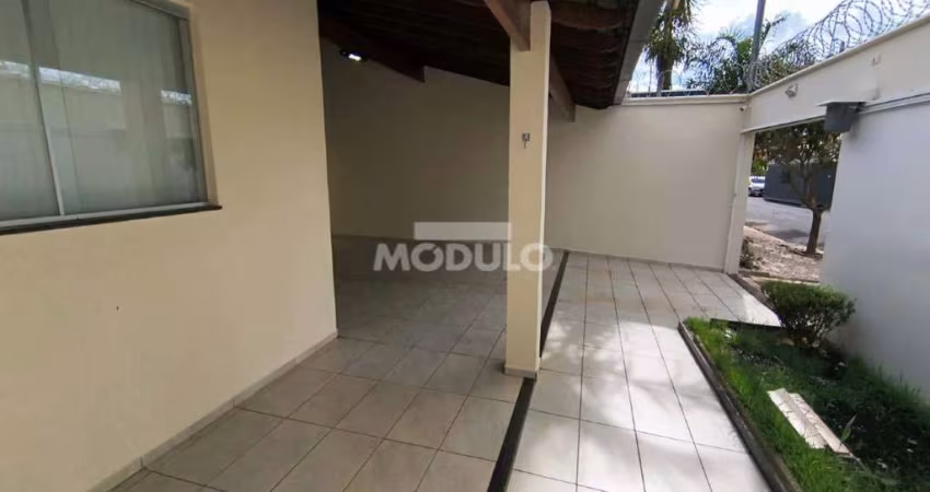 Casa Residencial para locação no ALTO UMUARAMA