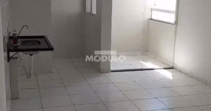 Apartamento 2 quarto , 2 banheiros , sala e cozinha conjugada jardim europa