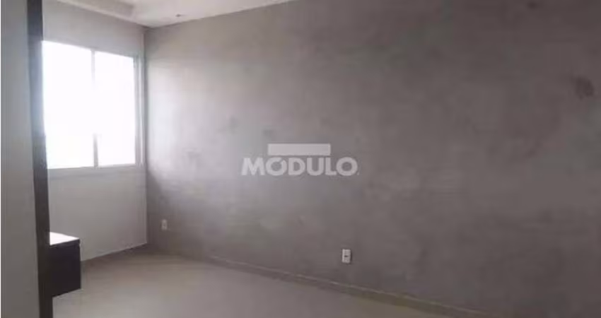 APARTAMENTO para aluguel, 2 quartos, 1 suíte, 1 vaga, Aclimação - Uberlândia/MG