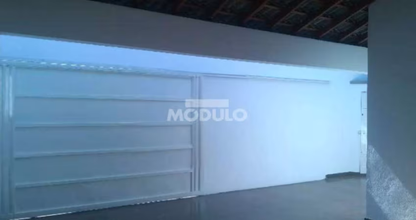 Casa residencial para locação bairro Alto Umuarama com 3 quartos