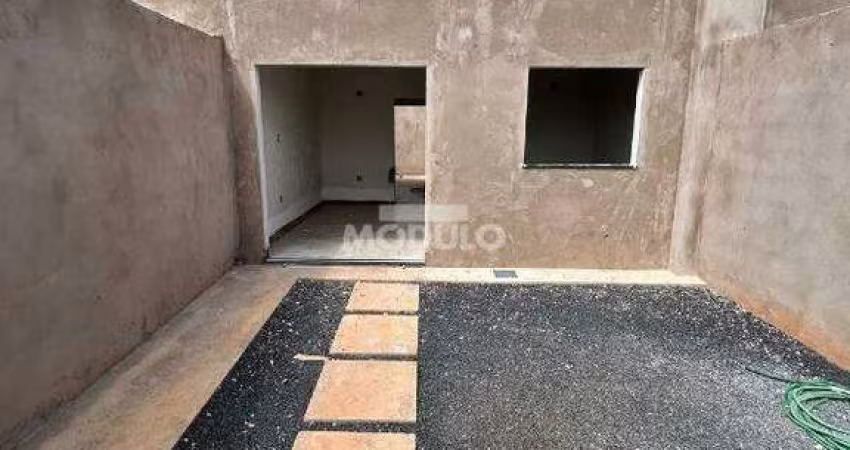 CASA RESIDENCIAL à venda, 2 quartos, 1 suíte, 2 vagas, GSP Life - Uberlândia/MG