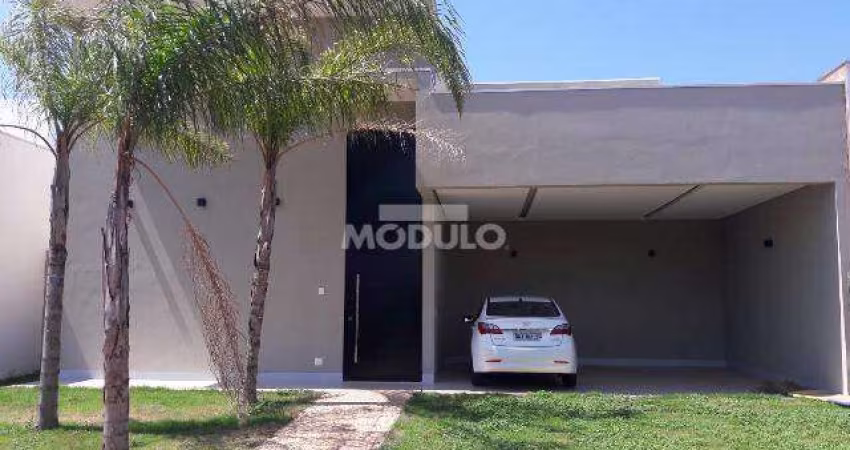 Casa em Condomínio para Locação no Jardim Sul