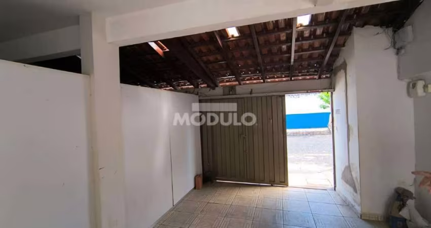 Galpão comercial para locação no bairro Pacaembu