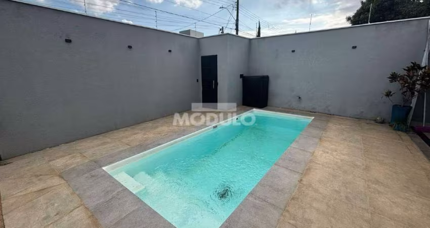 Casa a venda CIDADE JARDIM , 3 suites, Área de laze, 250 mts privativos