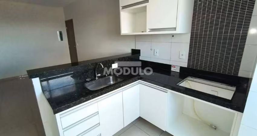 Apartamento para locação no Santa Mônica