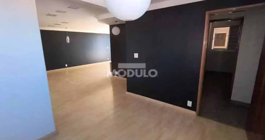 Apartamento residencia para locação, bairro nossa senhora aparecida com 3 quartos
