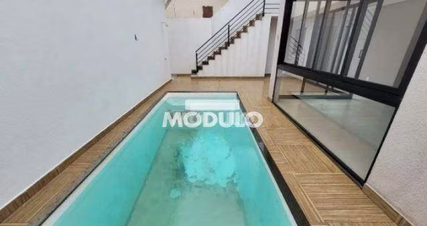 CASA RESIDENCIAL à venda, 3 quartos, 1 suíte, 3 vagas, NOVA UBERLANDIA - Uberlândia/MG