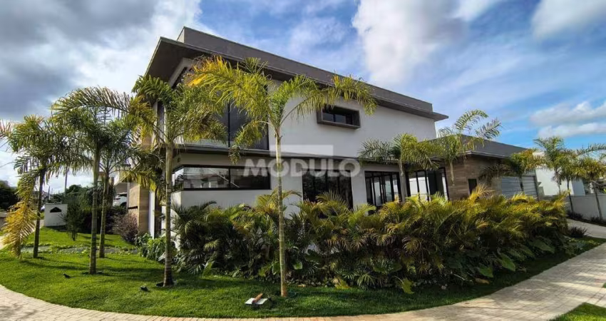 Casa residencial de condomínio para locação, bairro Jardim Sul com 4 quatos