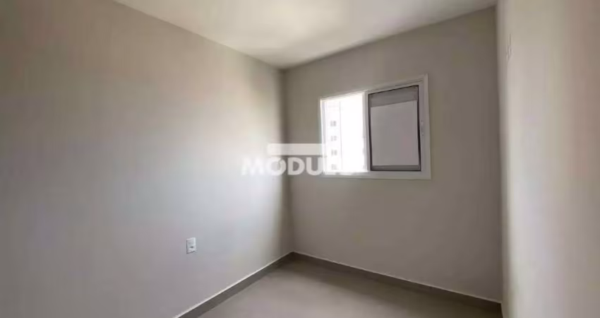 Apartamento residencial para locação, bairro Santa Mônica com 2 quartos