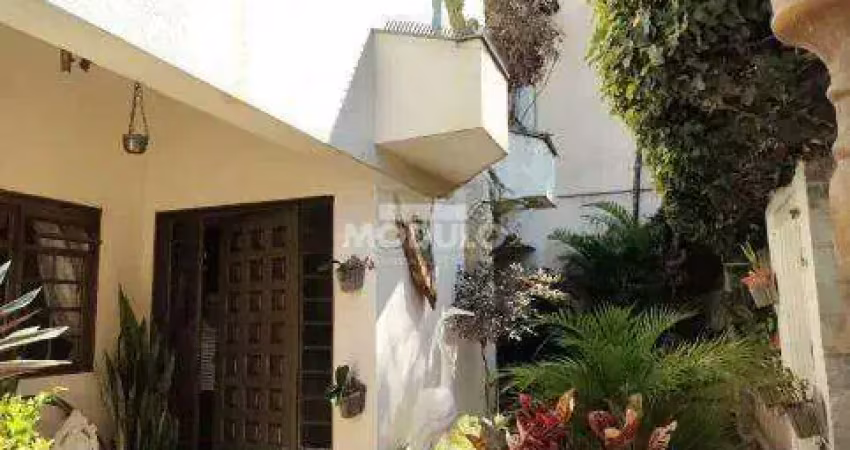 Casa Residencial/ Comercial para locação no Centro