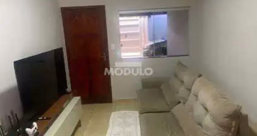 Casa residencial à venda, 3 quartos, 3 vagas, jardim ipanema - uberlândia/mg