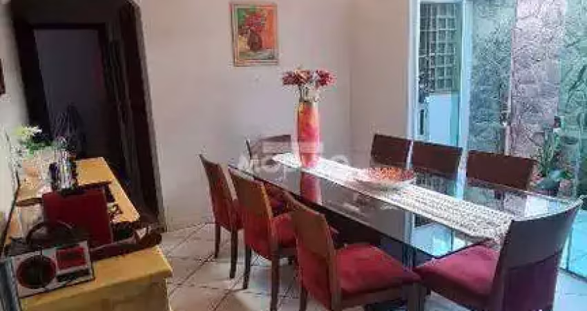 Casa residencial à venda, 3 quartos, 1 suíte, 2 vagas, santa mônica - uberlândia/mg