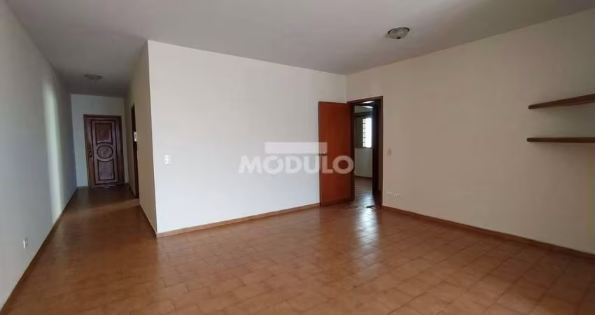 Apartamento Residencial para locação Bairro Nossa Senhora Aparecida com 3 quartos