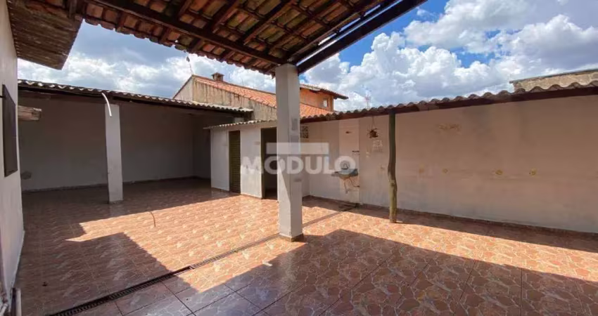 Casa comercial à venda na Rua BeijosBrancos, --, Cidade Jardim, Uberlândia