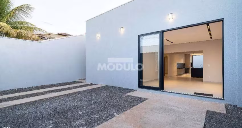 Casa residencial à venda, 3 quartos, 1 suíte, 4 vagas, jardim holanda - uberlândia/mg