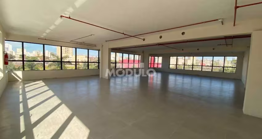 Sala comercial para alugar na Avenida Rondon Pacheco, --, Tabajaras, Uberlândia