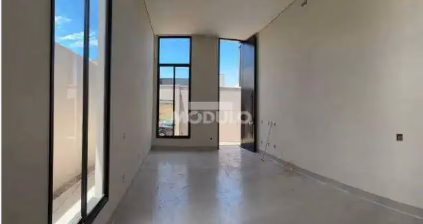 Casa residencial à venda, 3 quartos, 1 suíte, 2 vagas, praça alto umuarama - uberlândia/mg