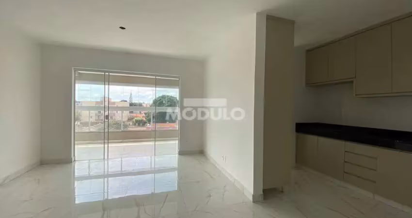 Apartamento residencial para locação no santa mônica com 3 quartos