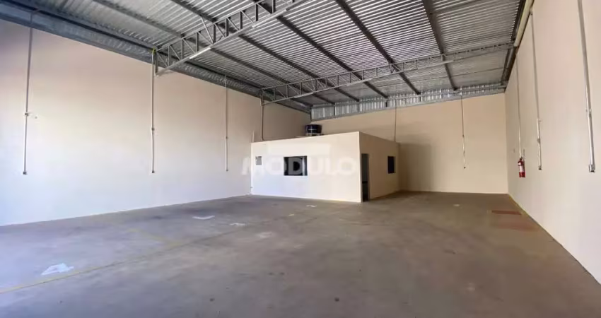 Barracão / Galpão / Depósito para alugar na Rua João Borges Guimarães, --, Shopping Park, Uberlândia