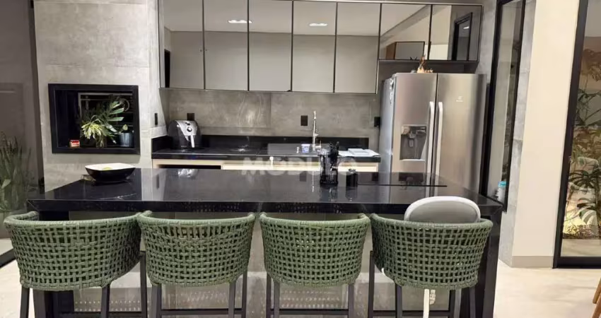 Casa residencial à venda, 3 quartos, 1 suíte, 2 vagas, jardim botanico - uberlândia/mg