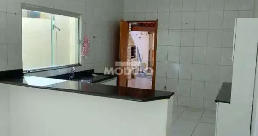 Casa residencial à venda, 3 quartos, 1 suíte, santa luzia - uberlândia/mg