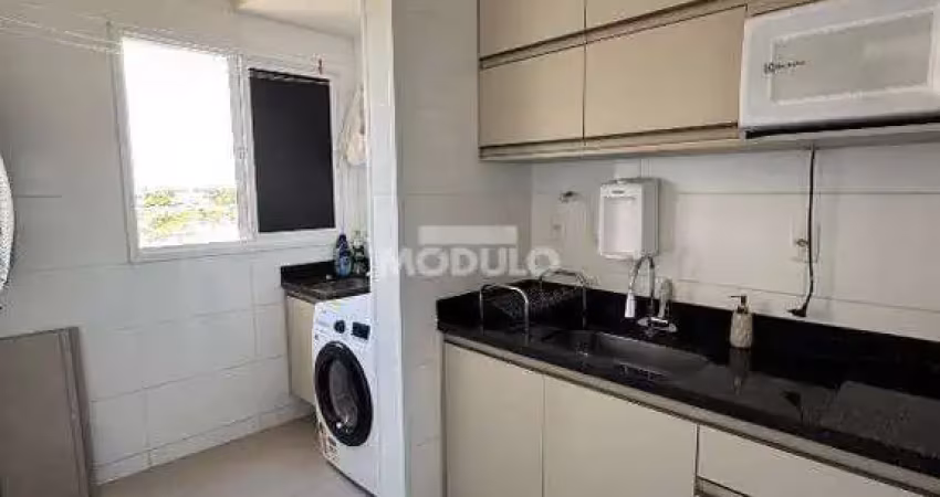 Apartamento mobiliado à venda, 2 quartos, 1 suíte, 1 vaga, presidente roosevelt - uberlândia/mg