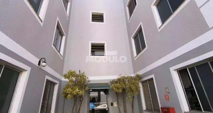 Apartamento com 2 quartos para alugar na Rua SU1, --, Gávea, Uberlândia