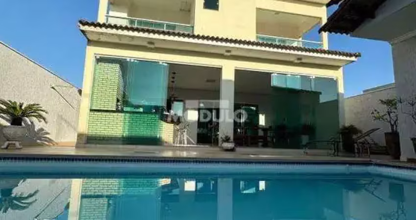 Casa de condomínio para locação no bairro laranjeiras