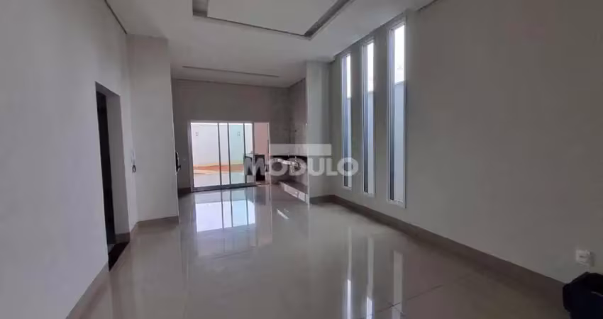 Casa residencial à venda, 3 quartos, 1 suíte, 2 vagas, praça alto umuarama - uberlândia/mg