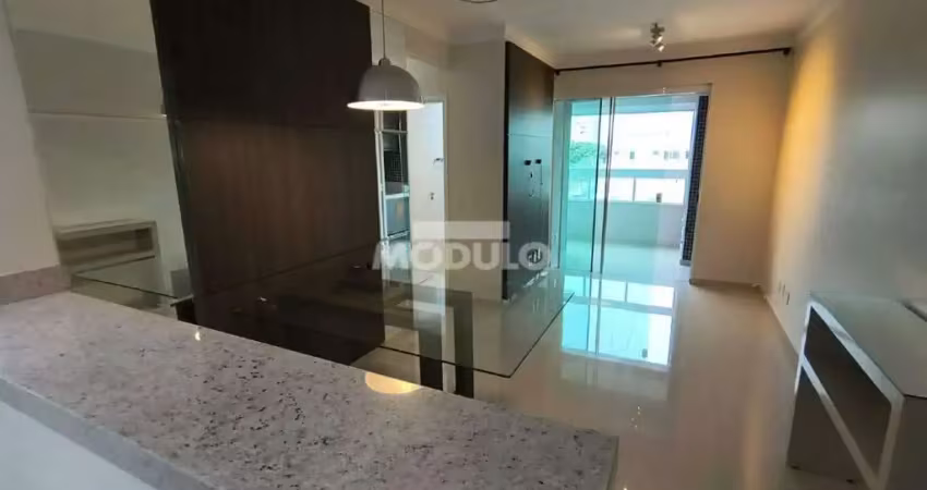 Apartamento para locação no bairro santa monica com 2 quartos