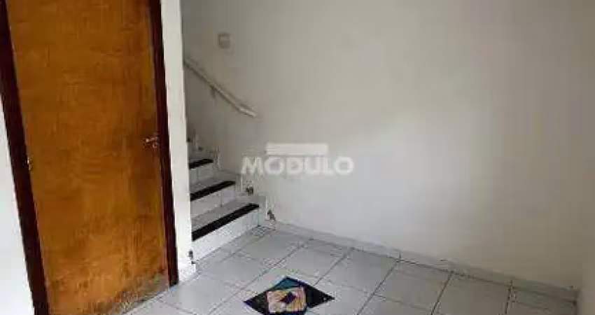 Apartamento à venda, 2 quartos, 1 suíte, 1 vaga, saraiva - uberlândia/mg