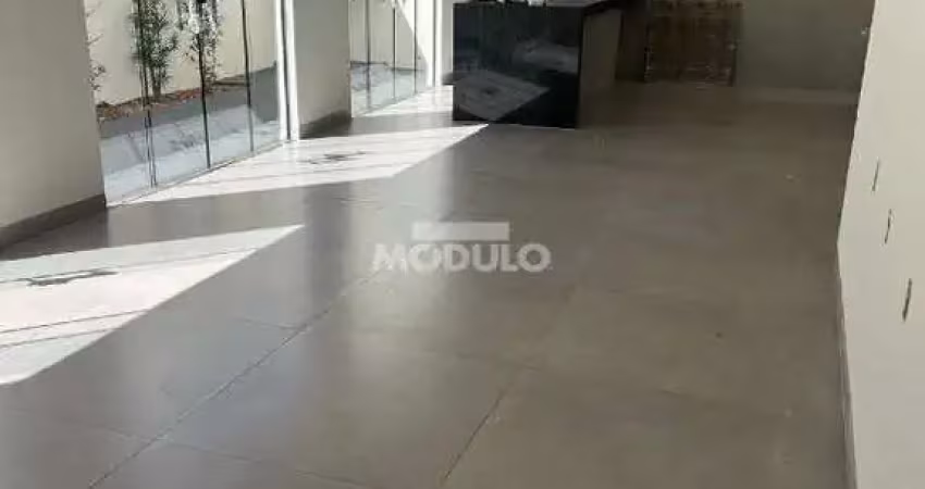 Casa residencial à venda, 3 quartos, 1 suíte, 2 vagas, praça alto umuarama - uberlândia/mg