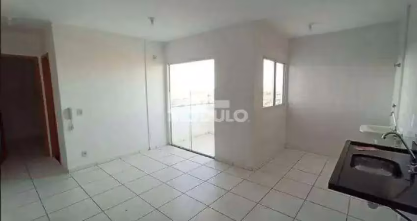 Apartamento semi mobiliado para locação no residencial lago azul