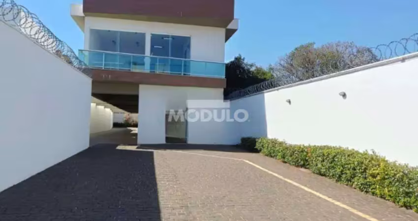 Prédio para alugar na Rua General Osório, --, Fundinho, Uberlândia