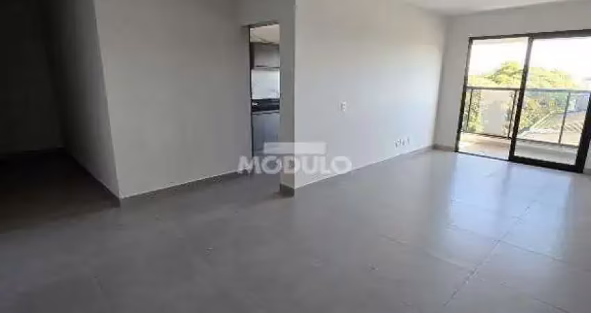 Apartamento à venda, 3 quartos, 1 suíte, 2 vagas, tibery - uberlândia/mg