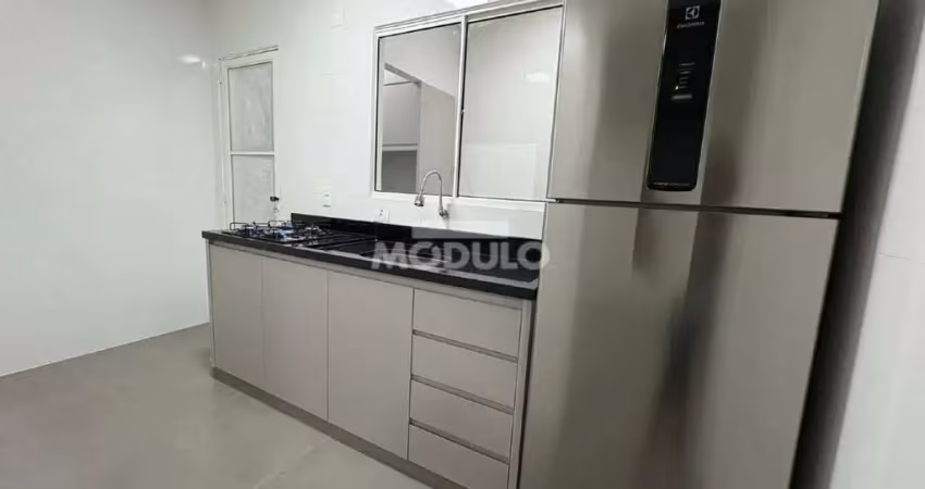Casa em condomínio para locação no bairro aclimação.