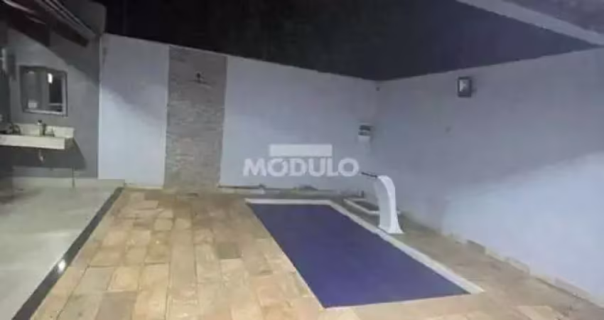 Casa residencial à venda, 3 quartos, 1 suíte, 3 vagas, jardim europa - uberlândia/mg