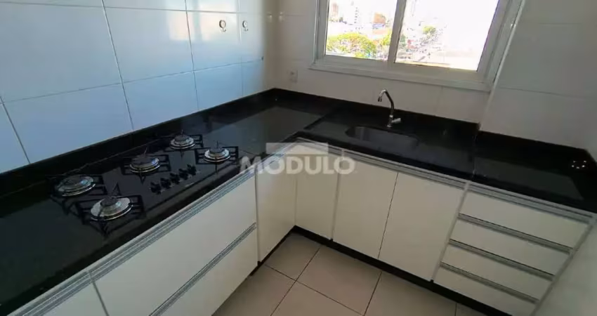Apartamento com 2 quartos para alugar na Avenida Rio Branco, --, Centro, Uberlândia