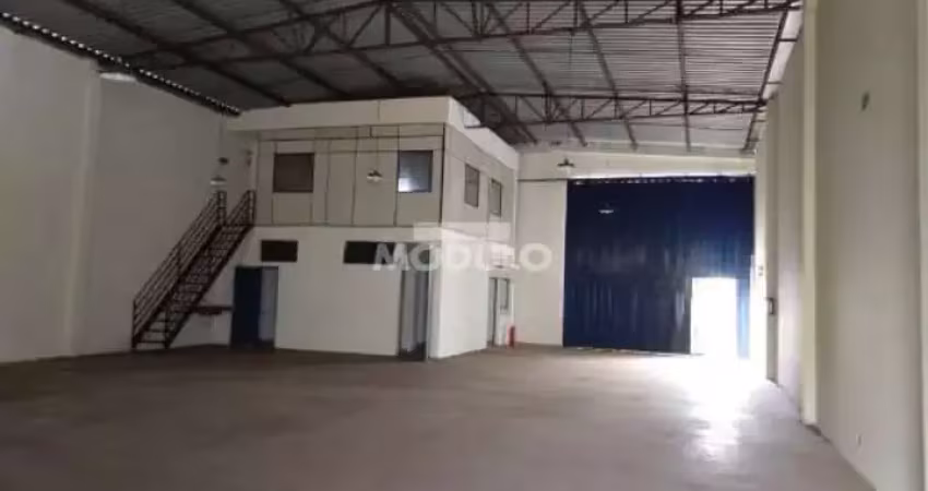 Barracão / Galpão / Depósito para alugar na Rua Grécia, --, Tibery, Uberlândia