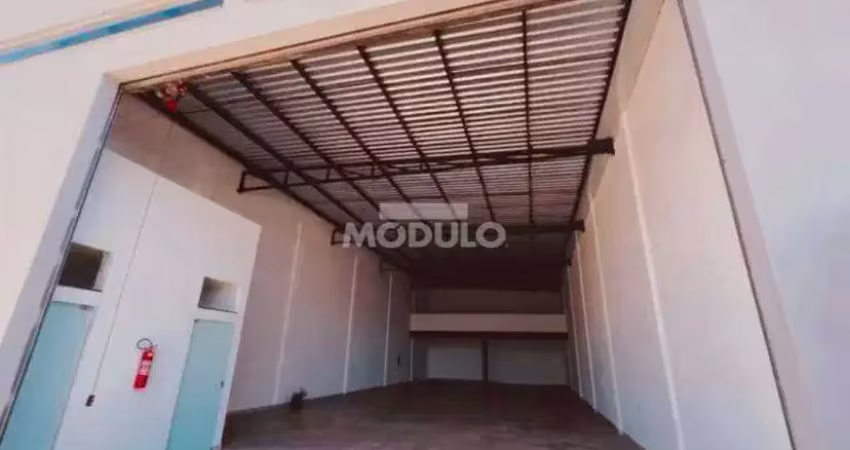 Galpão/depósito/barracão à venda, custódio pereira - uberlândia/mg