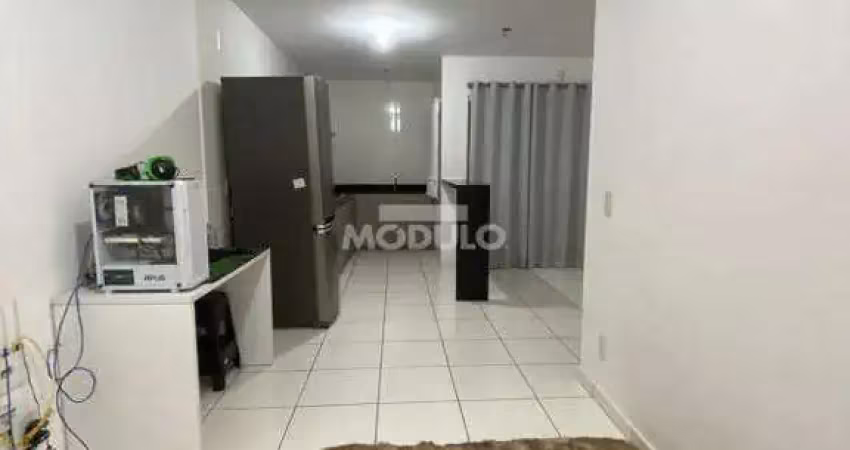 Apartamento à venda, 2 quartos, 1 suíte, 1 vaga, minas gerais - uberlândia/mg