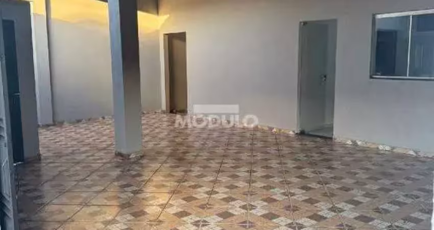 Casa residencial à venda, 2 quartos, 2 vagas, jardim europa - uberlândia/mg