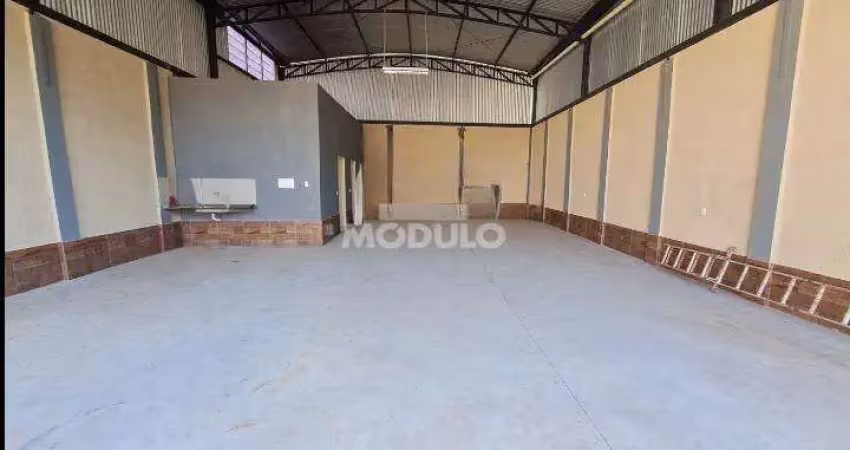 Barracão / Galpão / Depósito para alugar na Rua Helena Vilas Boas, --, Jardim Brasília, Uberlândia