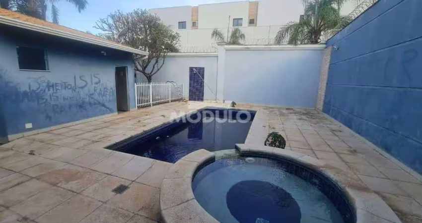 Casa residencial à venda, 4 quartos, 2 suítes, 3 vagas, city uberlandia - uberlândia/mg