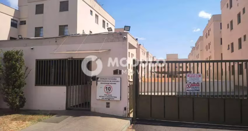 Apartamento com 2 quartos para alugar na Rua Antônio Bernardes da Costa, --, Laranjeiras, Uberlândia